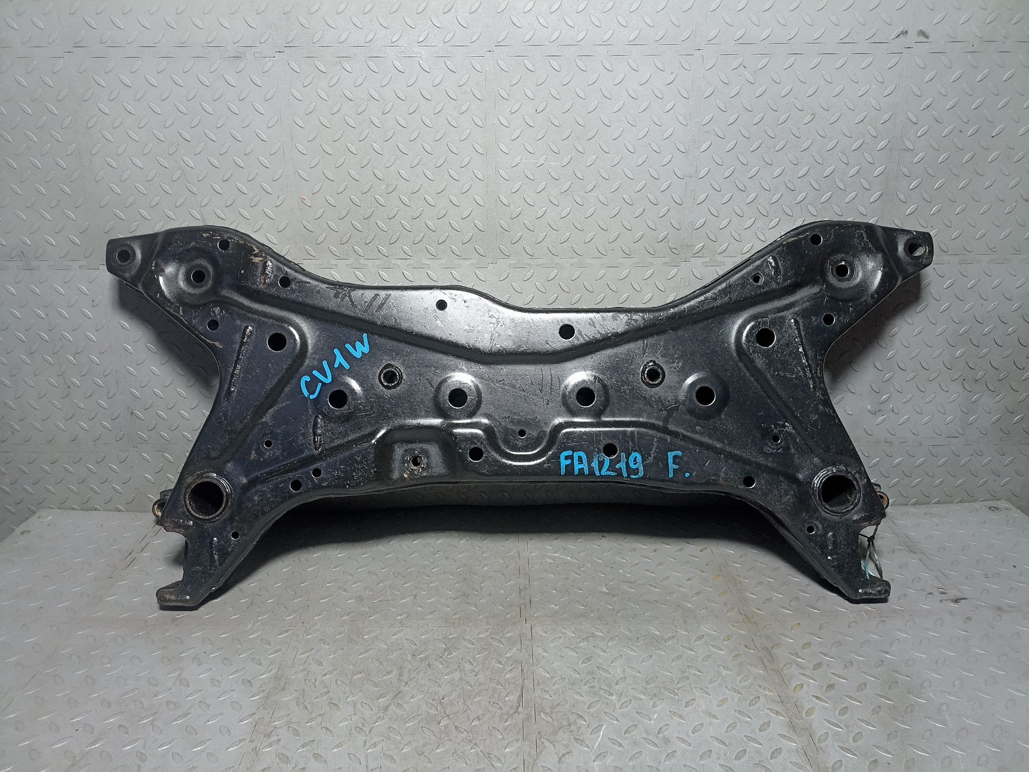 БАЛКА Двигатель/ПОДРАМНИК MITSUBISHI ПЕРЕДНЯЯ MN100292  FA1219