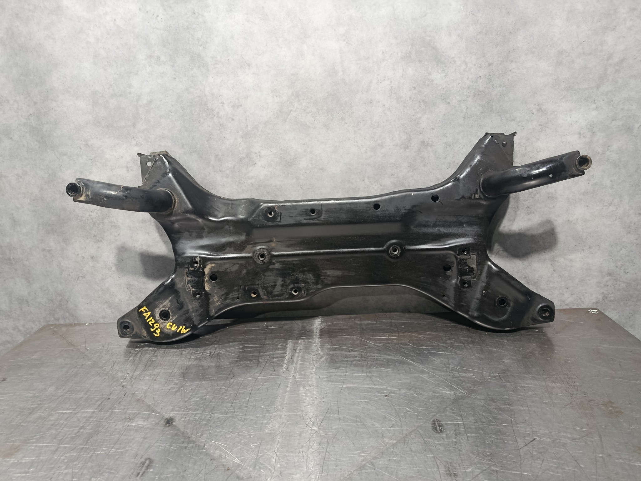 БАЛКА Двигатель/ПОДРАМНИК MITSUBISHI ПЕРЕДНЯЯ MN100292 FA1293