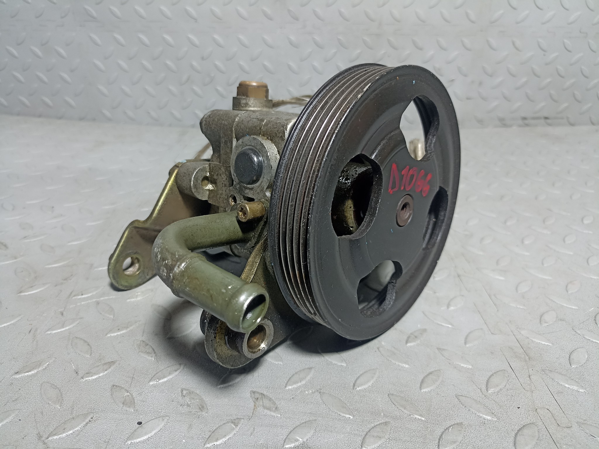 ГУР MAZDA B26K32650B D1066