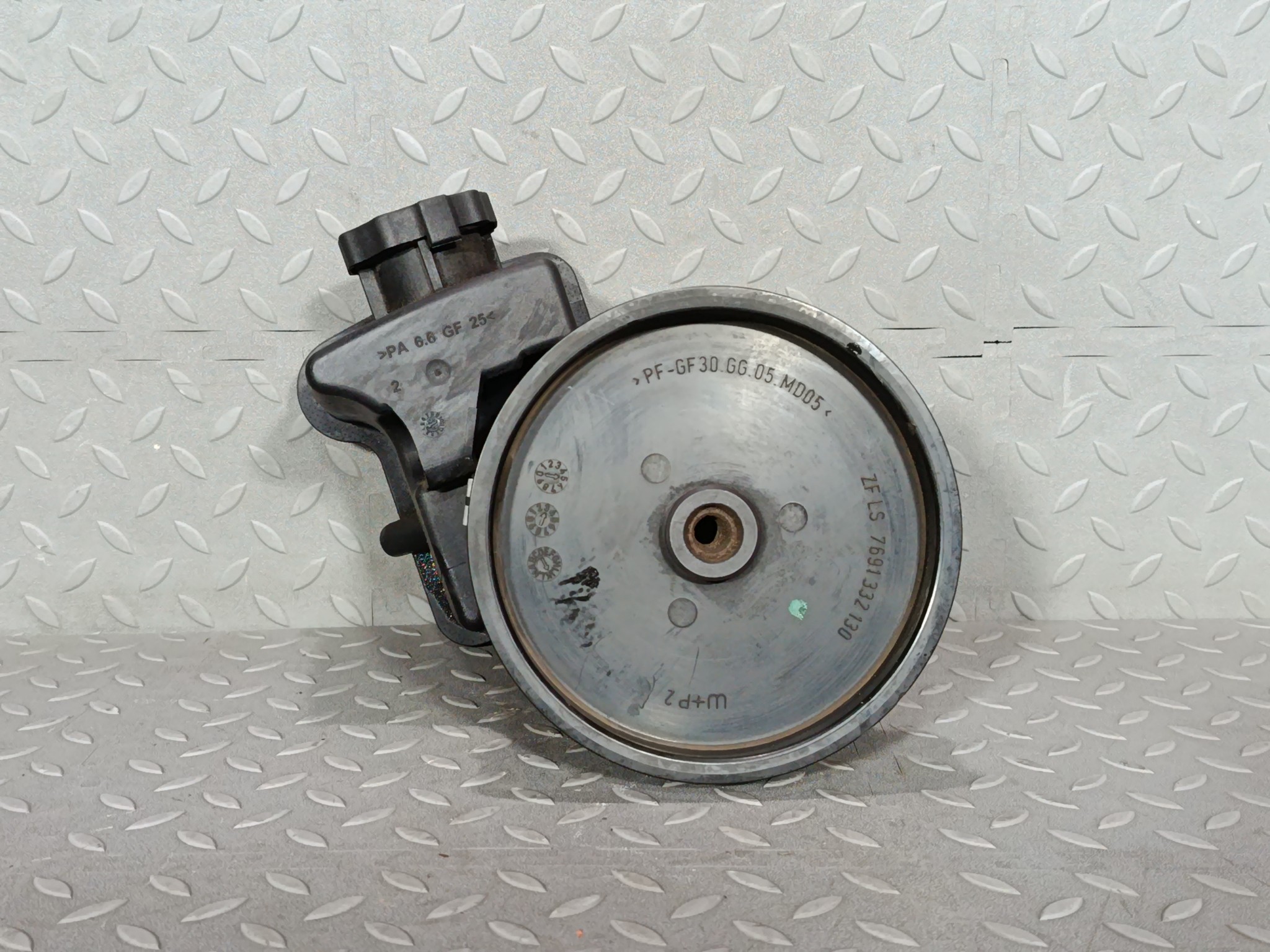 ГУР MERCEDES-BENZ A0034664001 FA747Z