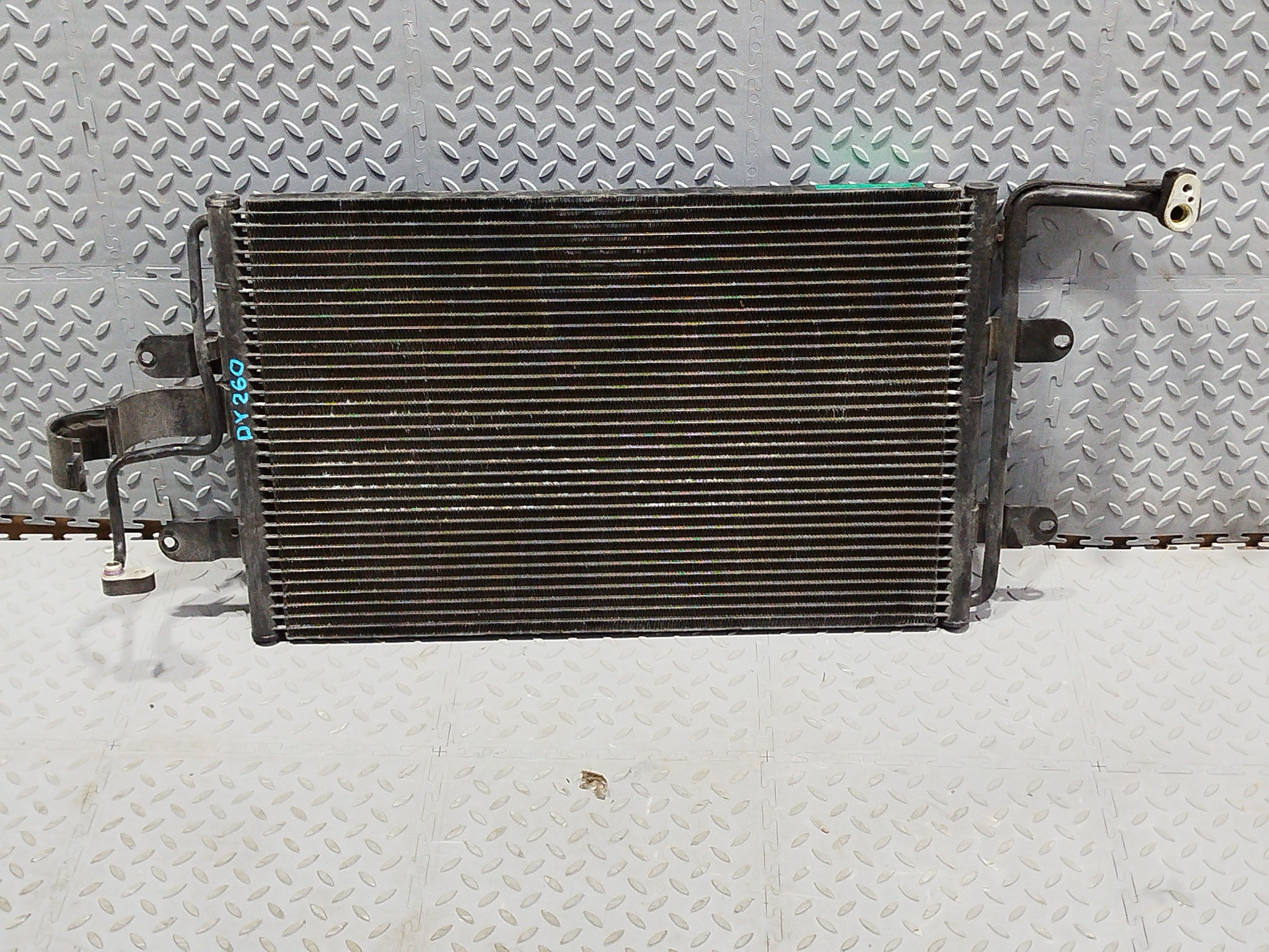 РАДИАТОР КОНДИЦИОНЕРА AUDI VOLKSWAGEN SEAT SKODA 1J0820411D DY260Z