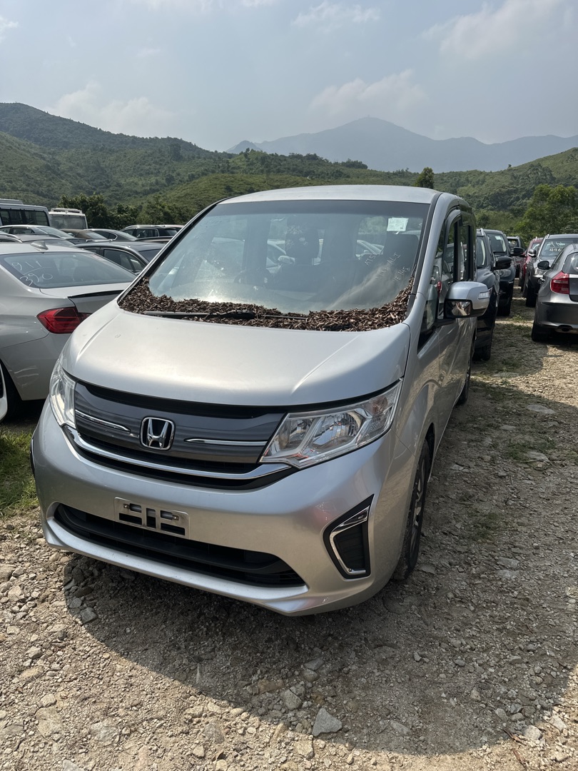 КРЫЛО HONDA STEPWGN 60211TAA000ZZ ПЕРЕДНЕЕ ПРАВОЕ серый, NH704M YE145