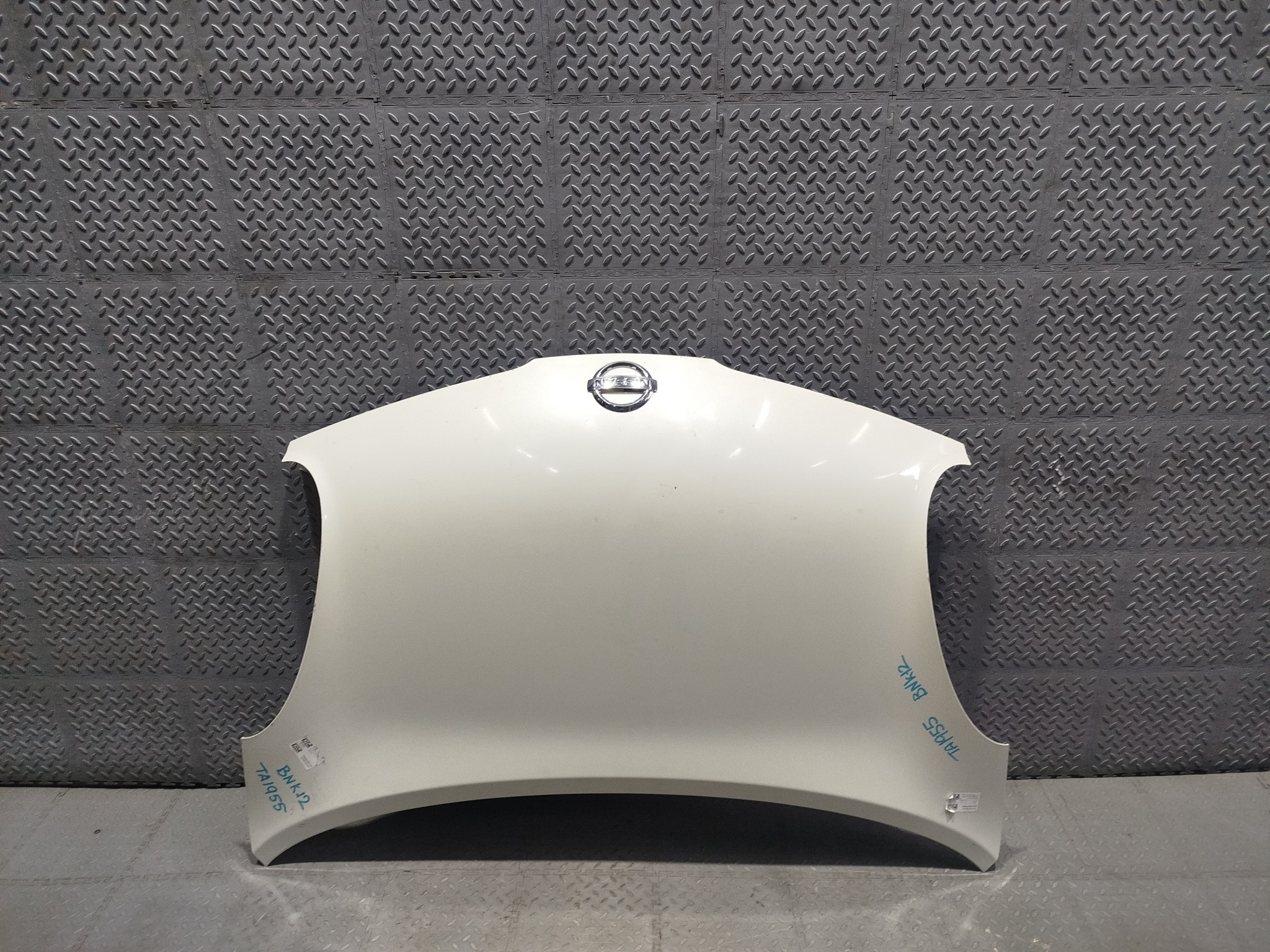 КАПОТ NISSAN MARCH MICRA F5100AX0MM  белый, QX1 TA1955