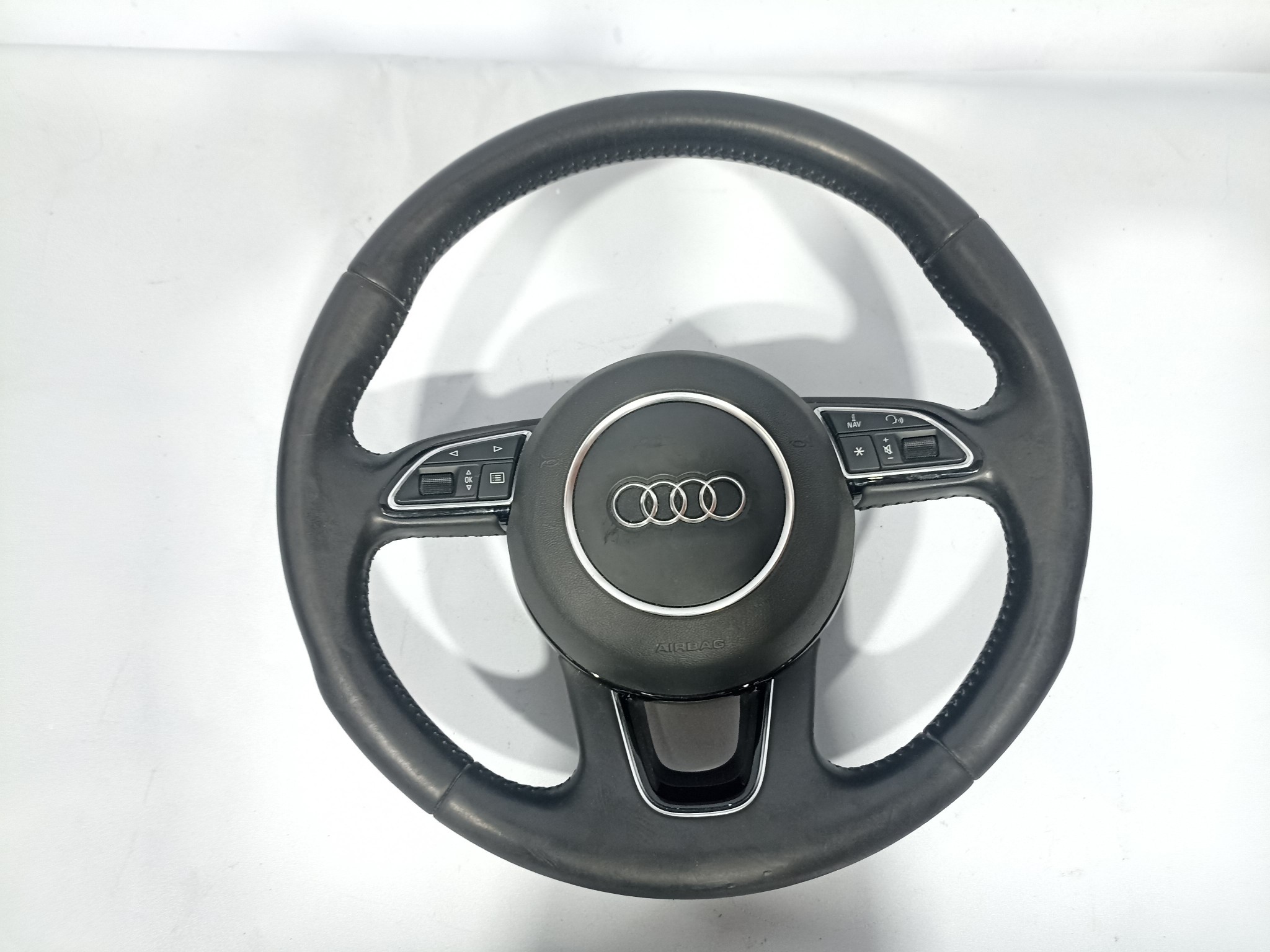 РУЛЬ AUDI 8V0880201AC черный, LS9R YA029