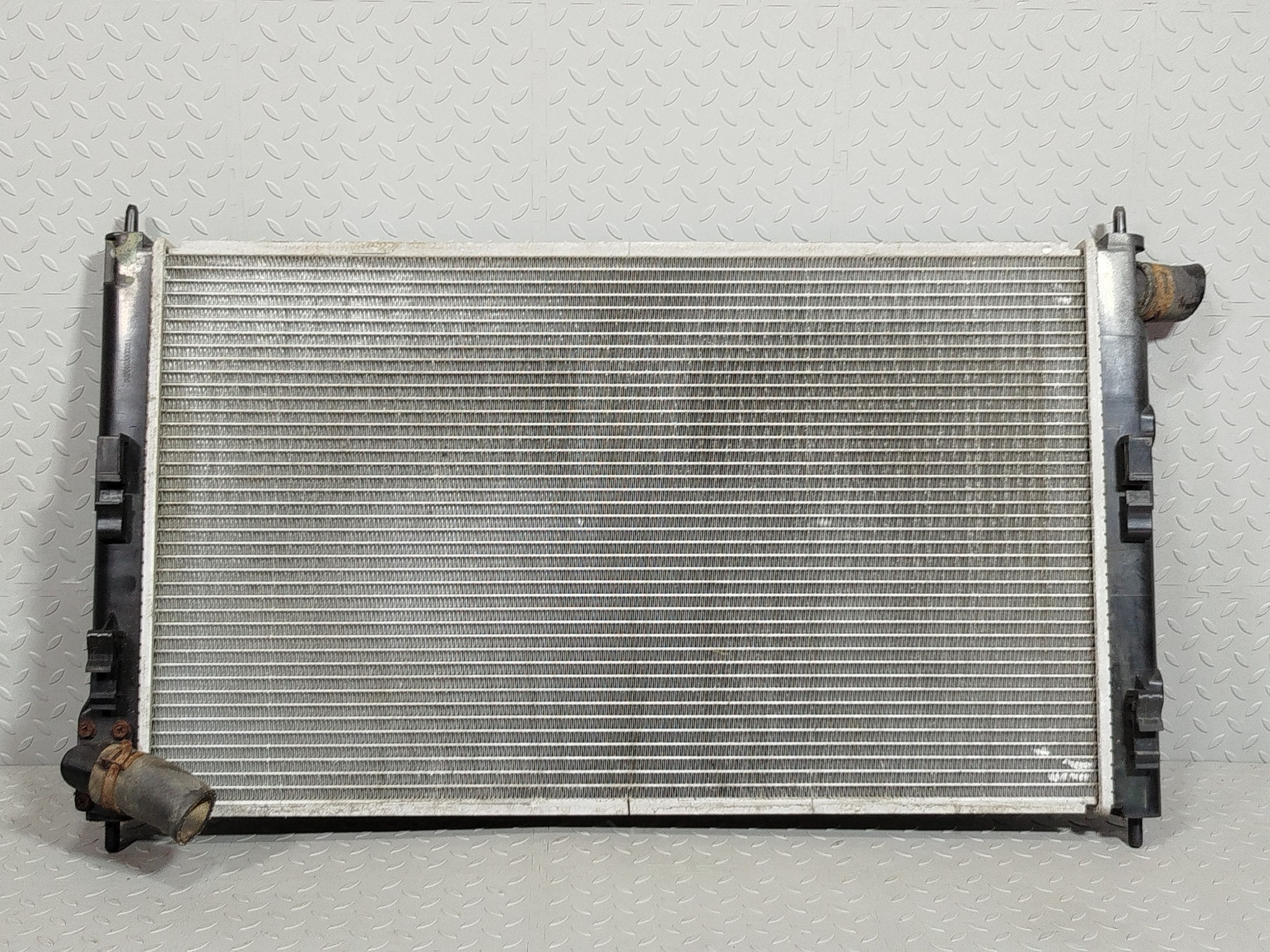 РАДИАТОР ДВИГАТЕЛЯ MITSUBISHI CITROEN PEUGEOT 1350A297 XA7105Z
