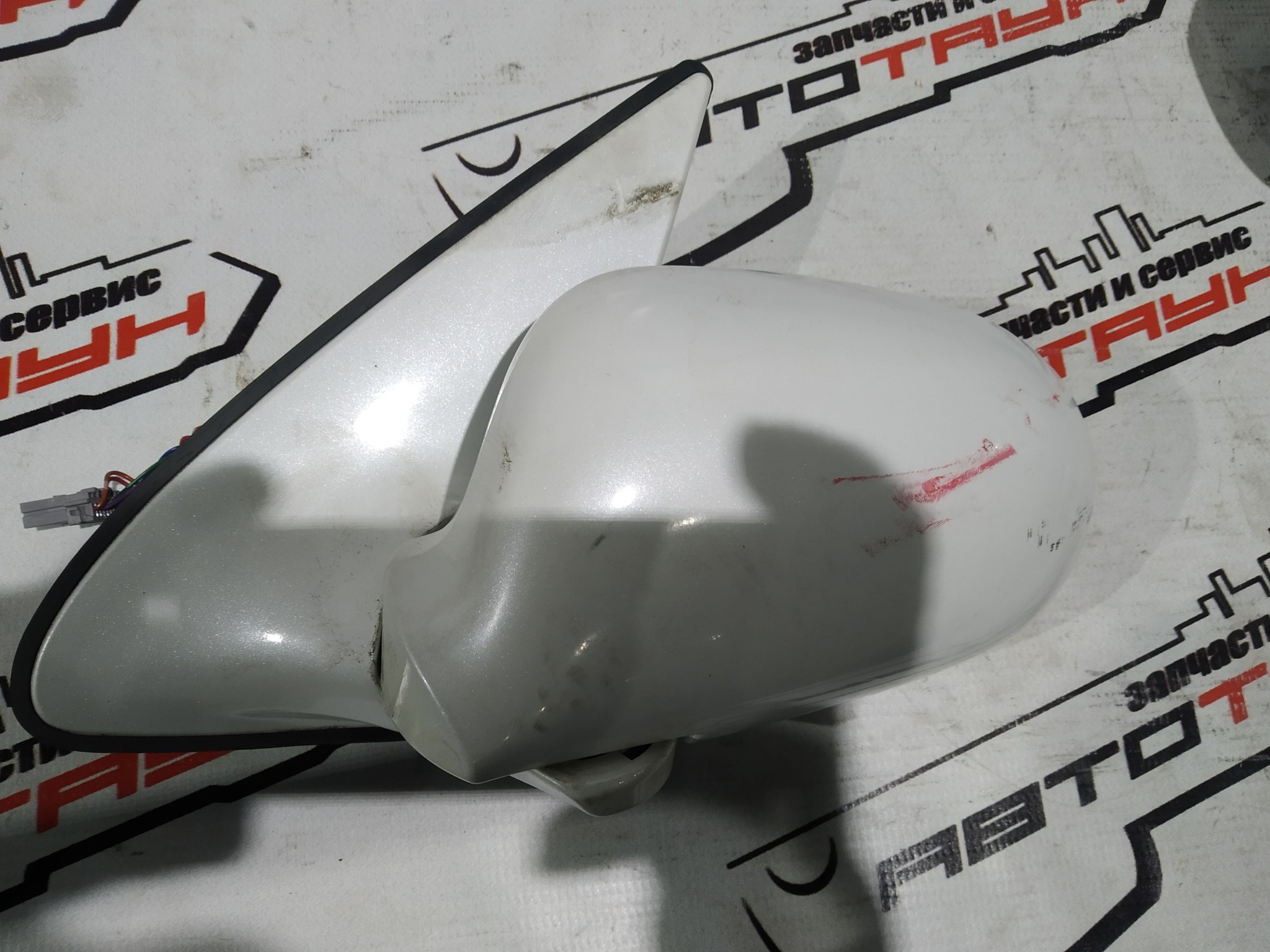 ЗЕРКАЛО NISSAN BLUEBIRD SYLPHY ЛЕВОЕ 963026N006 белый, QX1 XA4001Z