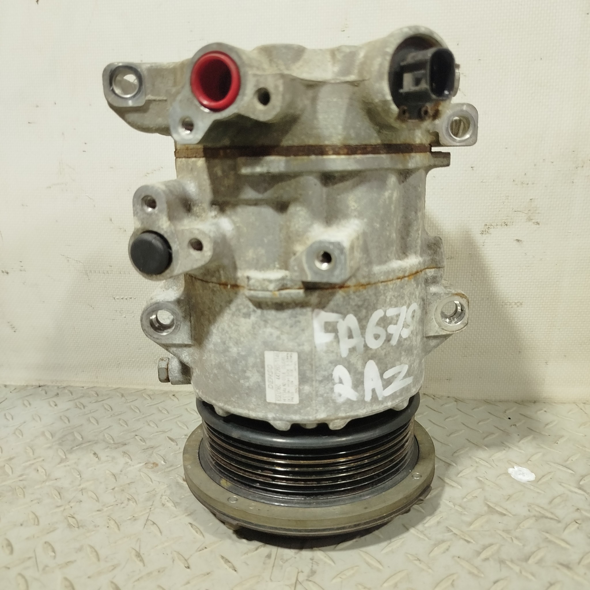КОМПРЕССОР КОНДИЦИОНЕРА TOYOTA DAIHATSU 8831006240 FA679Z