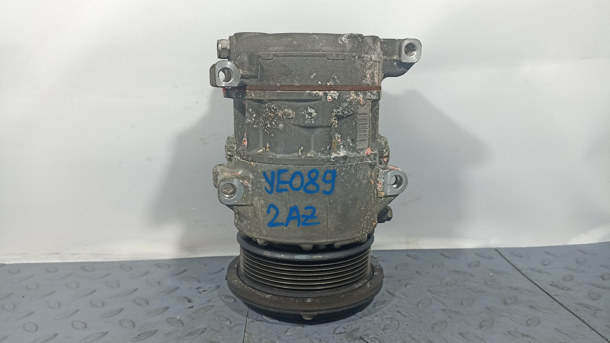 КОМПРЕССОР КОНДИЦИОНЕРА TOYOTA DAIHATSU 8831006240 YE089Z