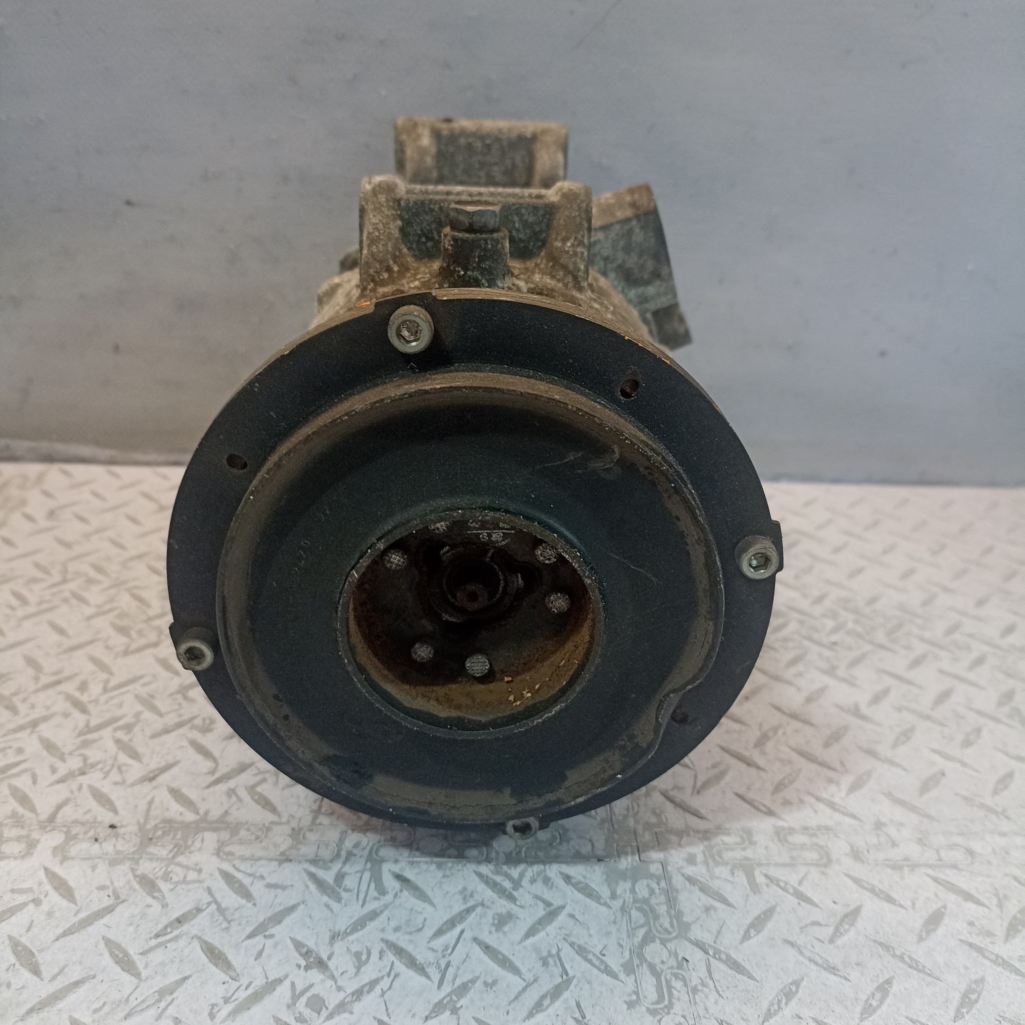 КОМПРЕССОР КОНДИЦИОНЕРА TOYOTA DAIHATSU 8831006240 D3017