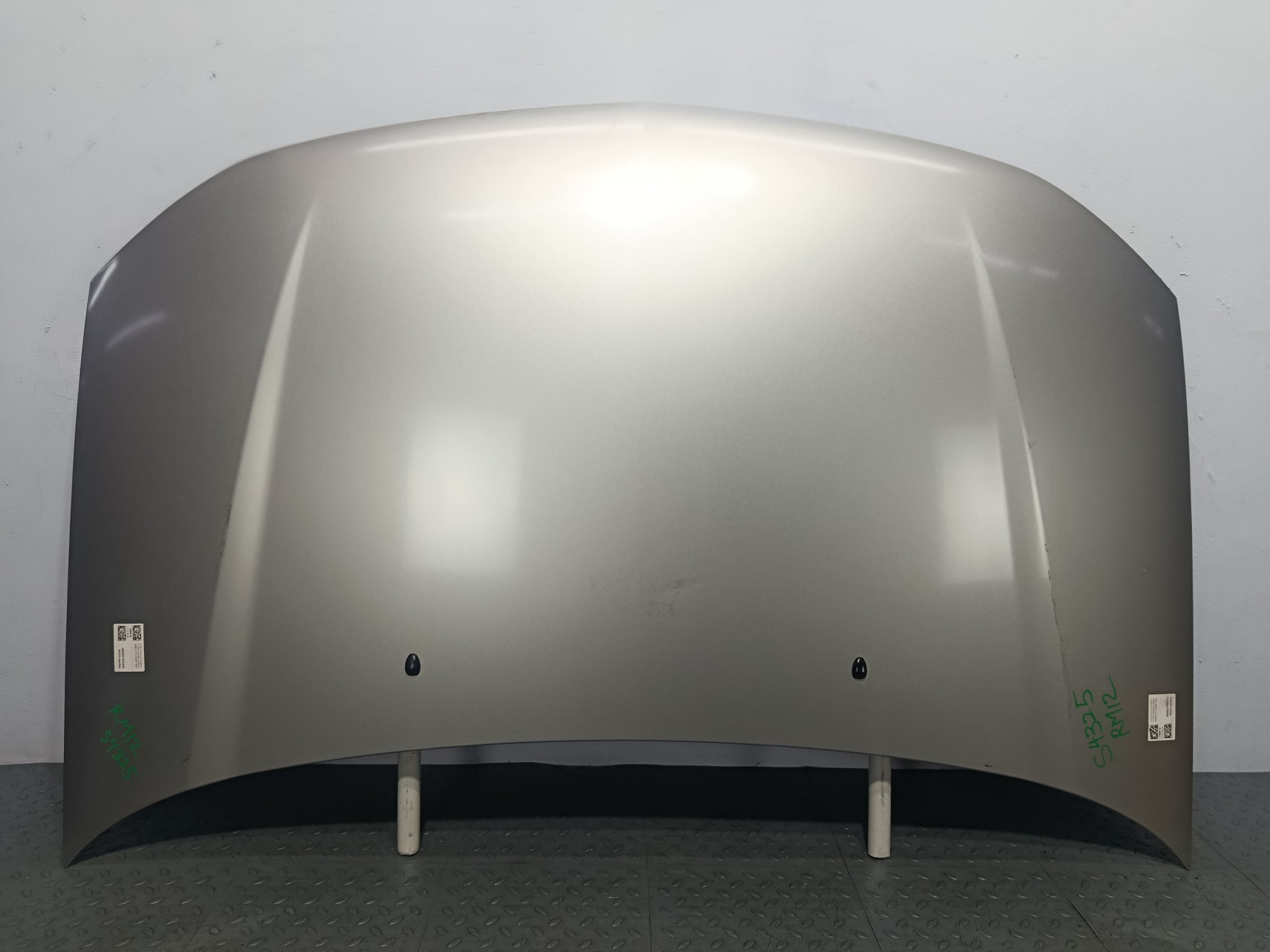 КАПОТ NISSAN LIBERTY F5100WF1MM  серебро, KY0 S4325