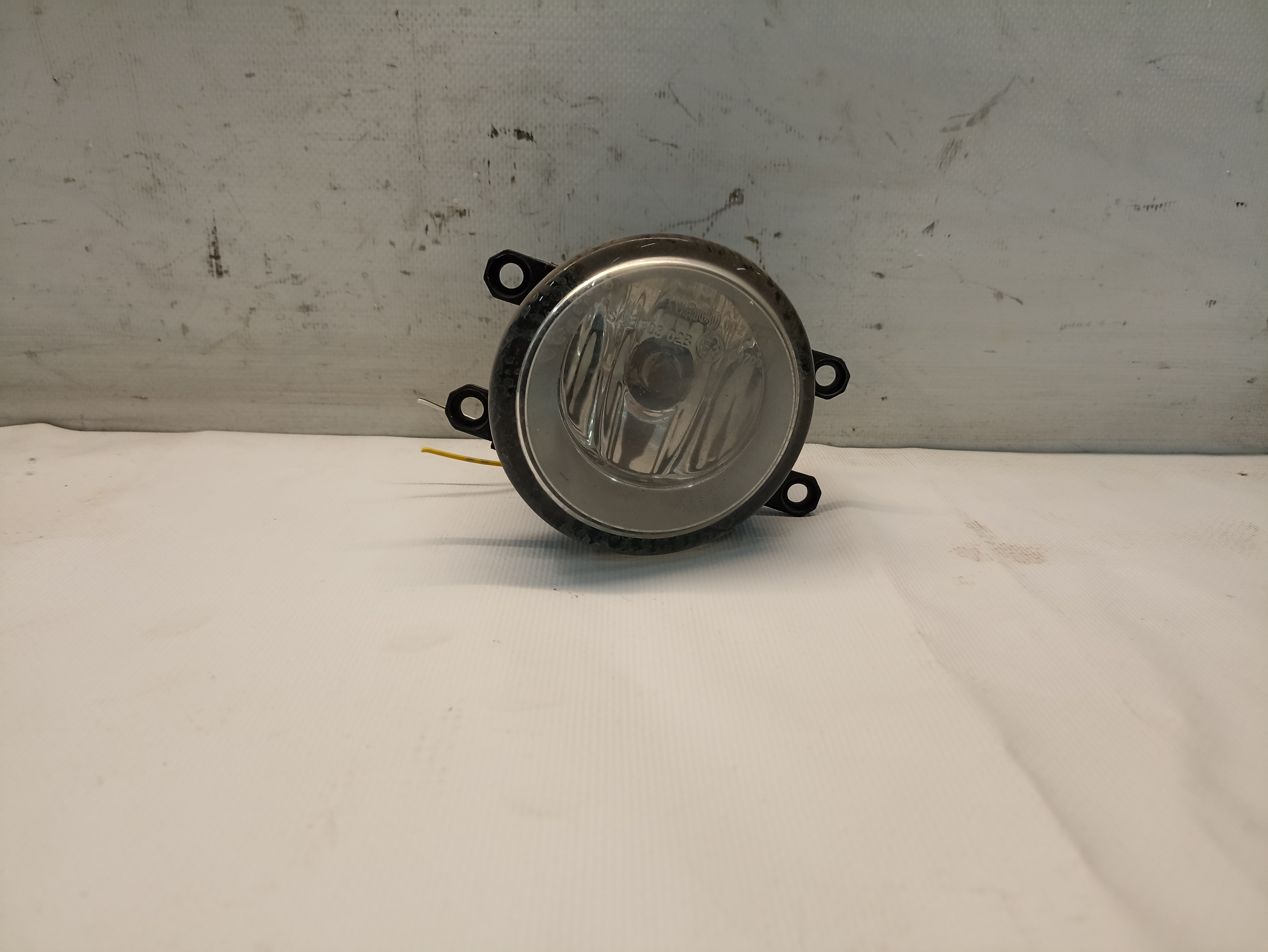 ТУМАНКА TOYOTA DAIHATSU SUBARU LEXUS SUZUKI MITSUBISHI ЛЕВАЯ 812200D040 QE150Z