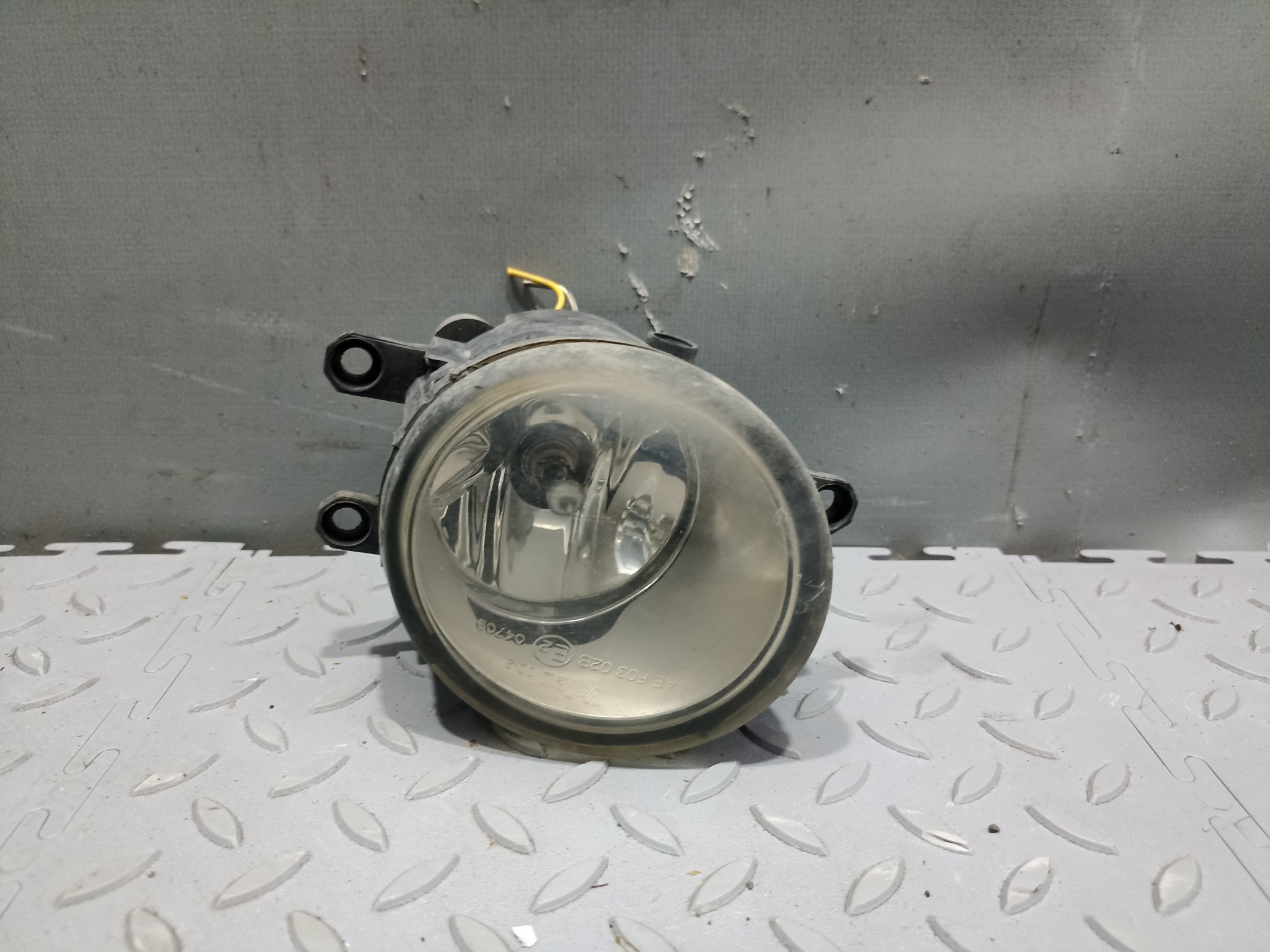 ТУМАНКА TOYOTA DAIHATSU SUBARU LEXUS SUZUKI MITSUBISHI ЛЕВАЯ 812200D040 XE262Z