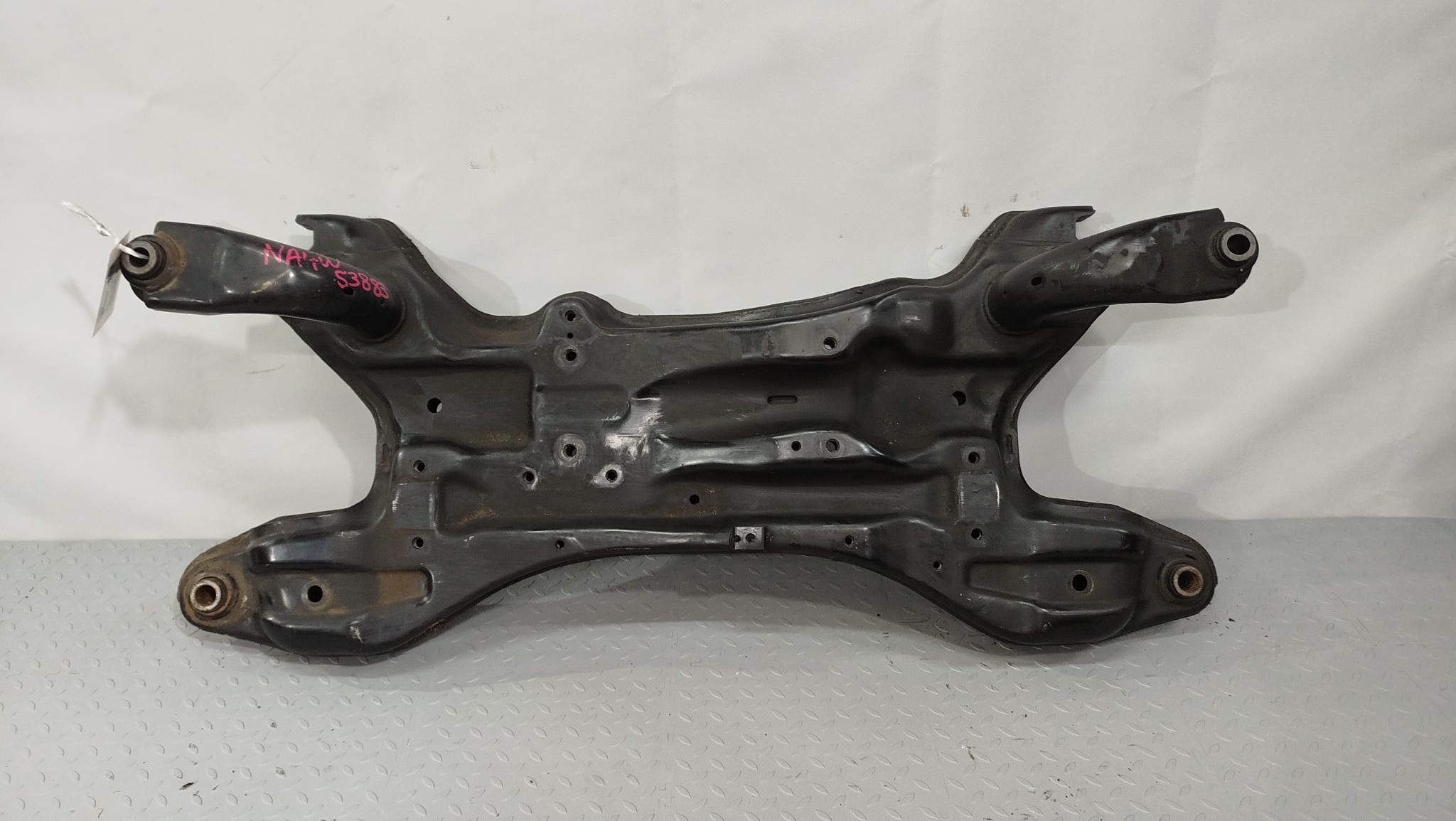 БАЛКА Двигатель/ПОДРАМНИК MITSUBISHI ПЕРЕДНЯЯ MR594300  S3883