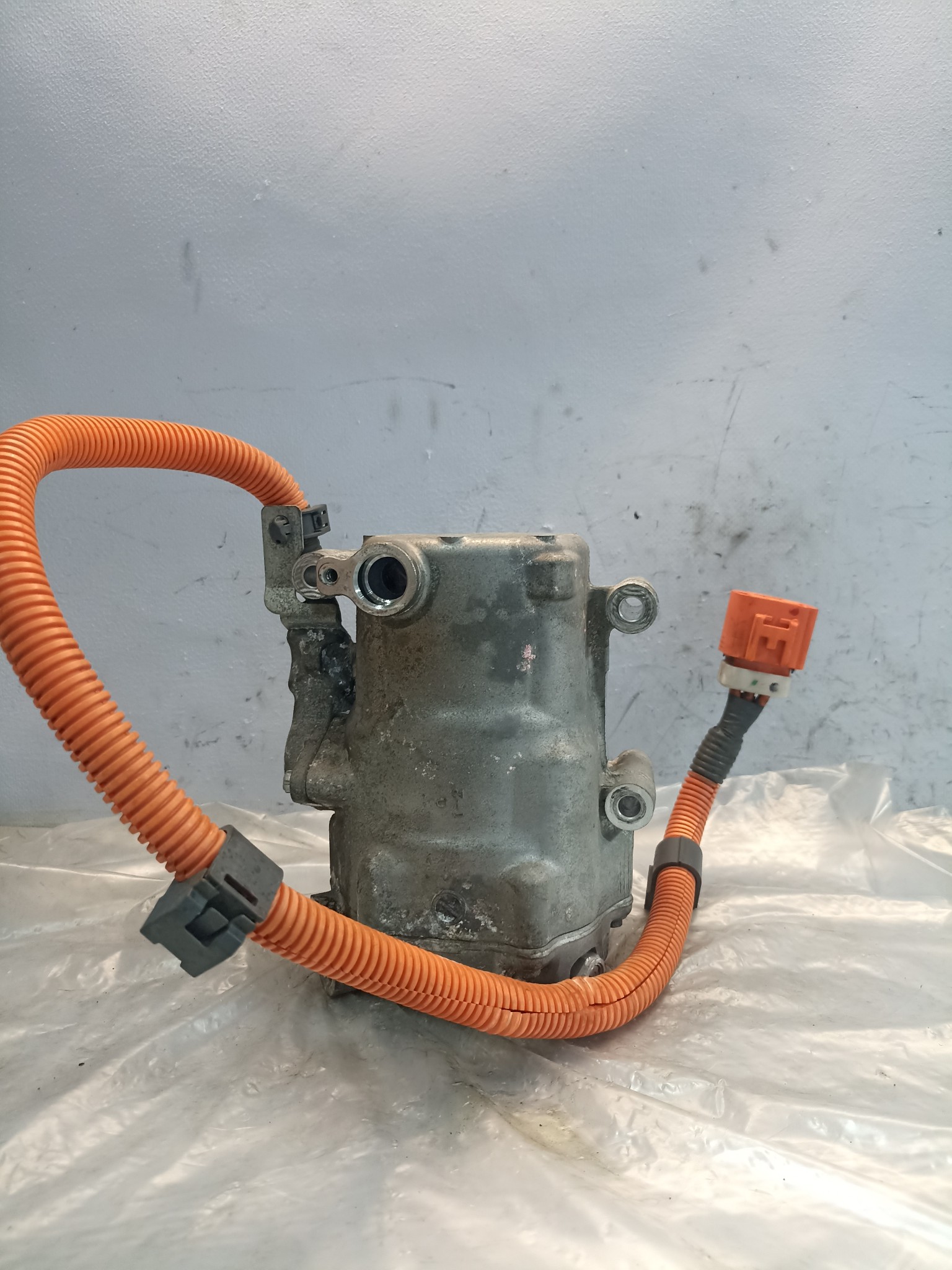 КОМПРЕССОР КОНДИЦИОНЕРА TOYOTA 8837047010 S4372Z