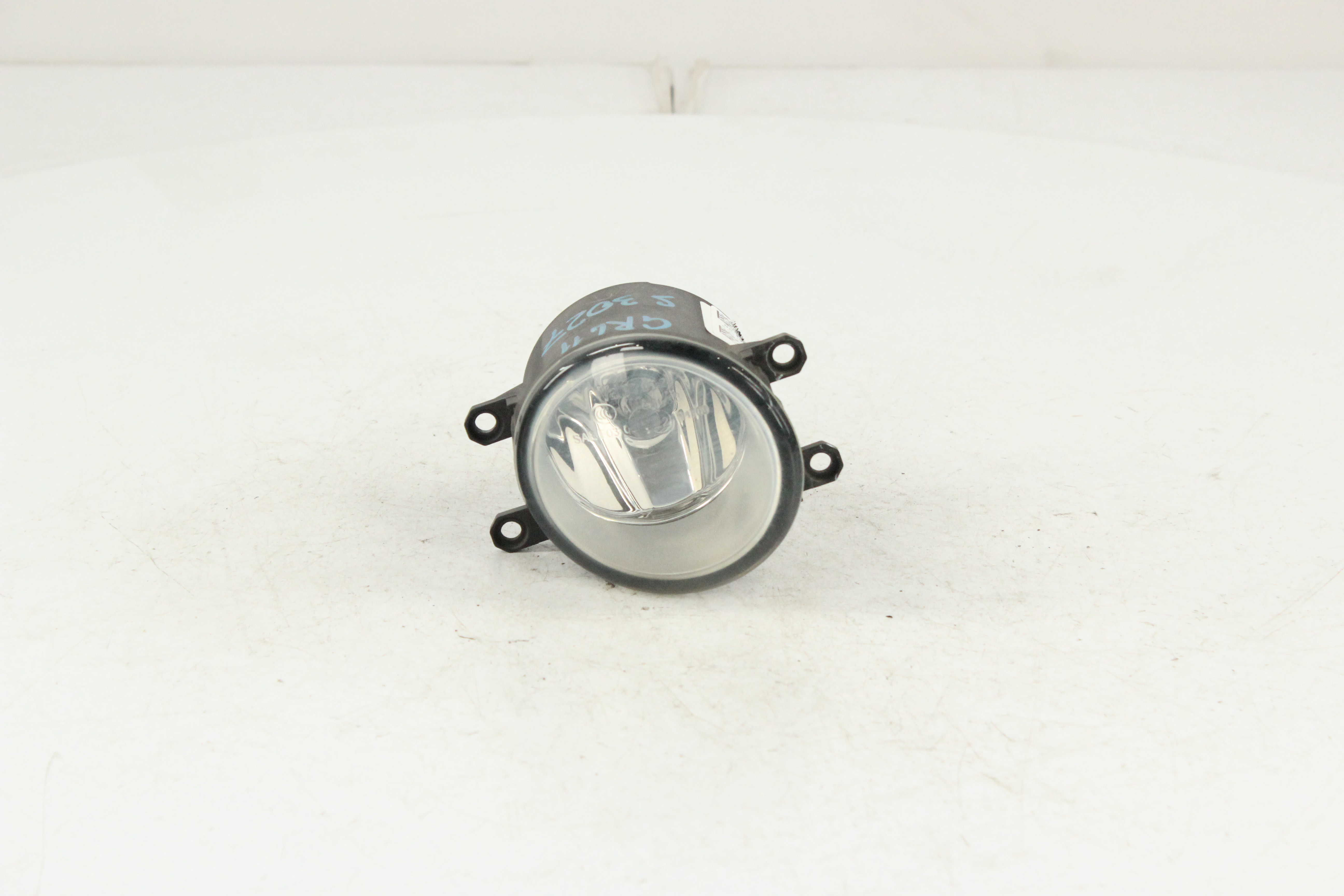 ТУМАНКА TOYOTA DAIHATSU SUBARU LEXUS SUZUKI MITSUBISHI ПРАВАЯ 812100D040 D517