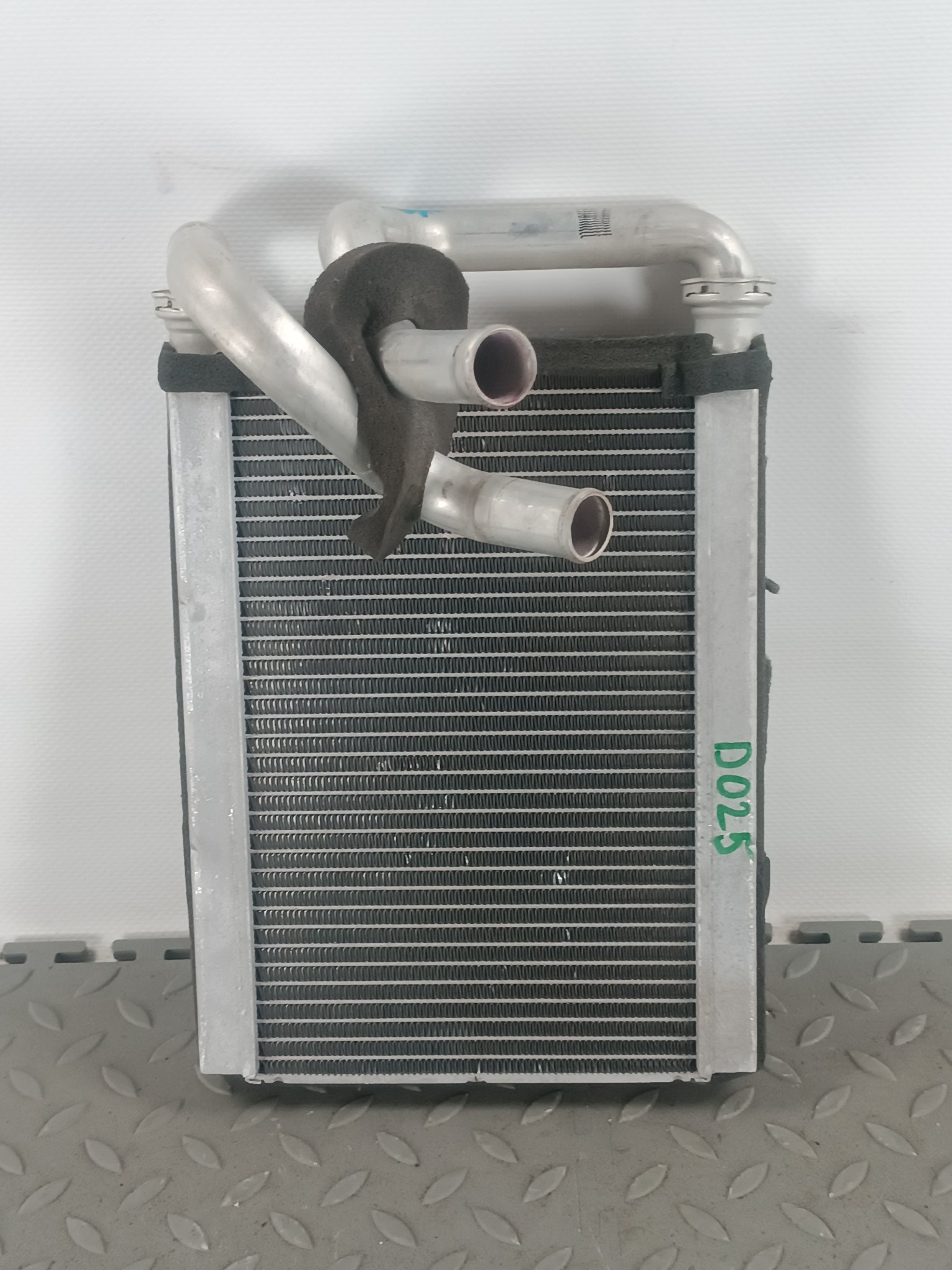 РАДИАТОР ПЕЧКИ TOYOTA 8710752010 D025