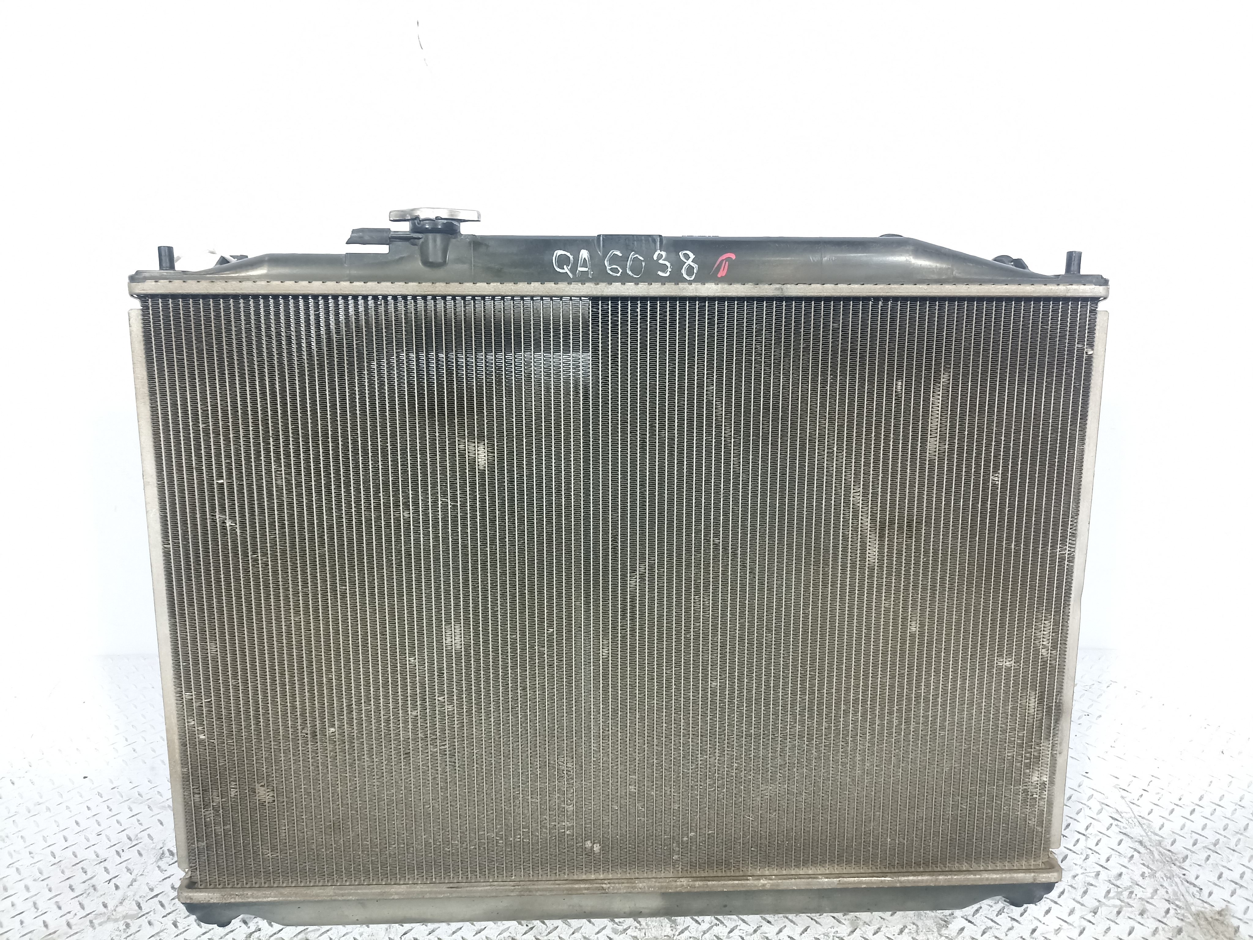 РАДИАТОР ДВИГАТЕЛЯ HONDA 19010R0AJ02  QA6038