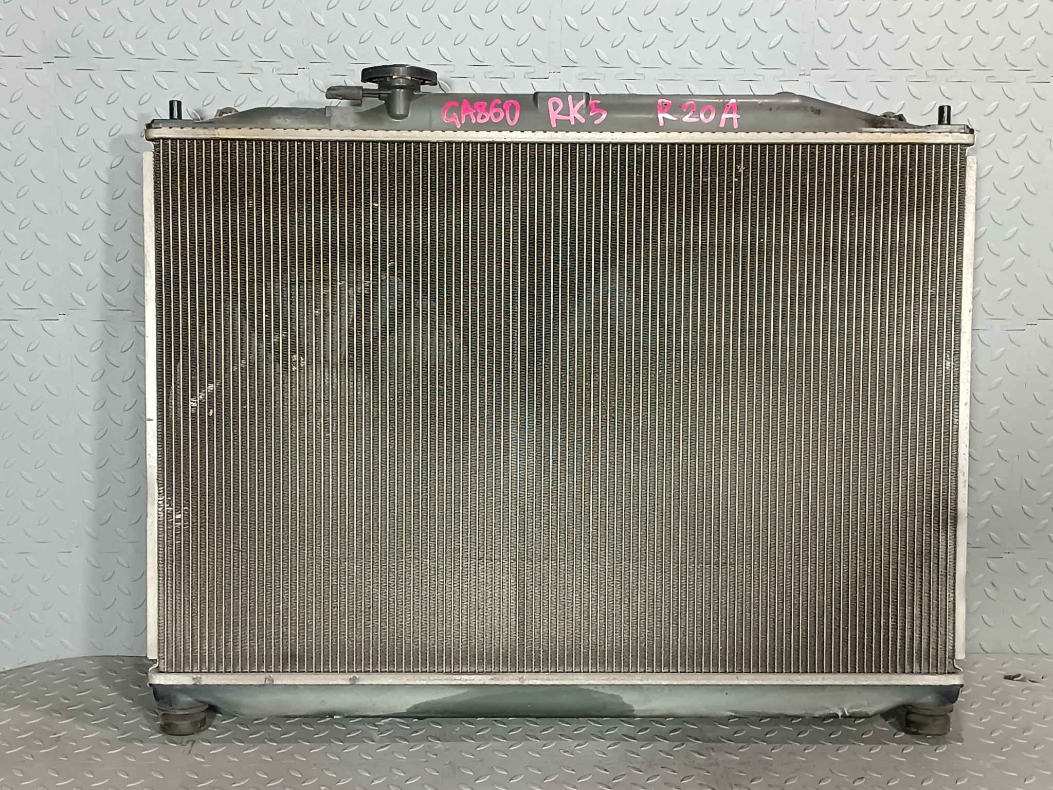 РАДИАТОР ДВИГАТЕЛЯ HONDA 19010R0AJ02  GA860