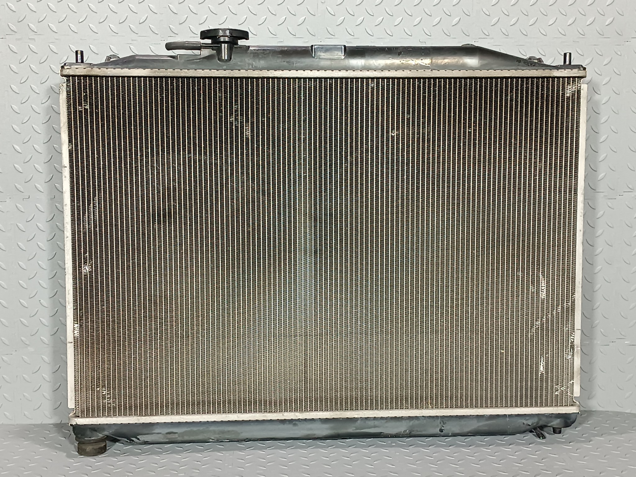 РАДИАТОР ДВИГАТЕЛЯ HONDA 19010R0AJ02  KB1985