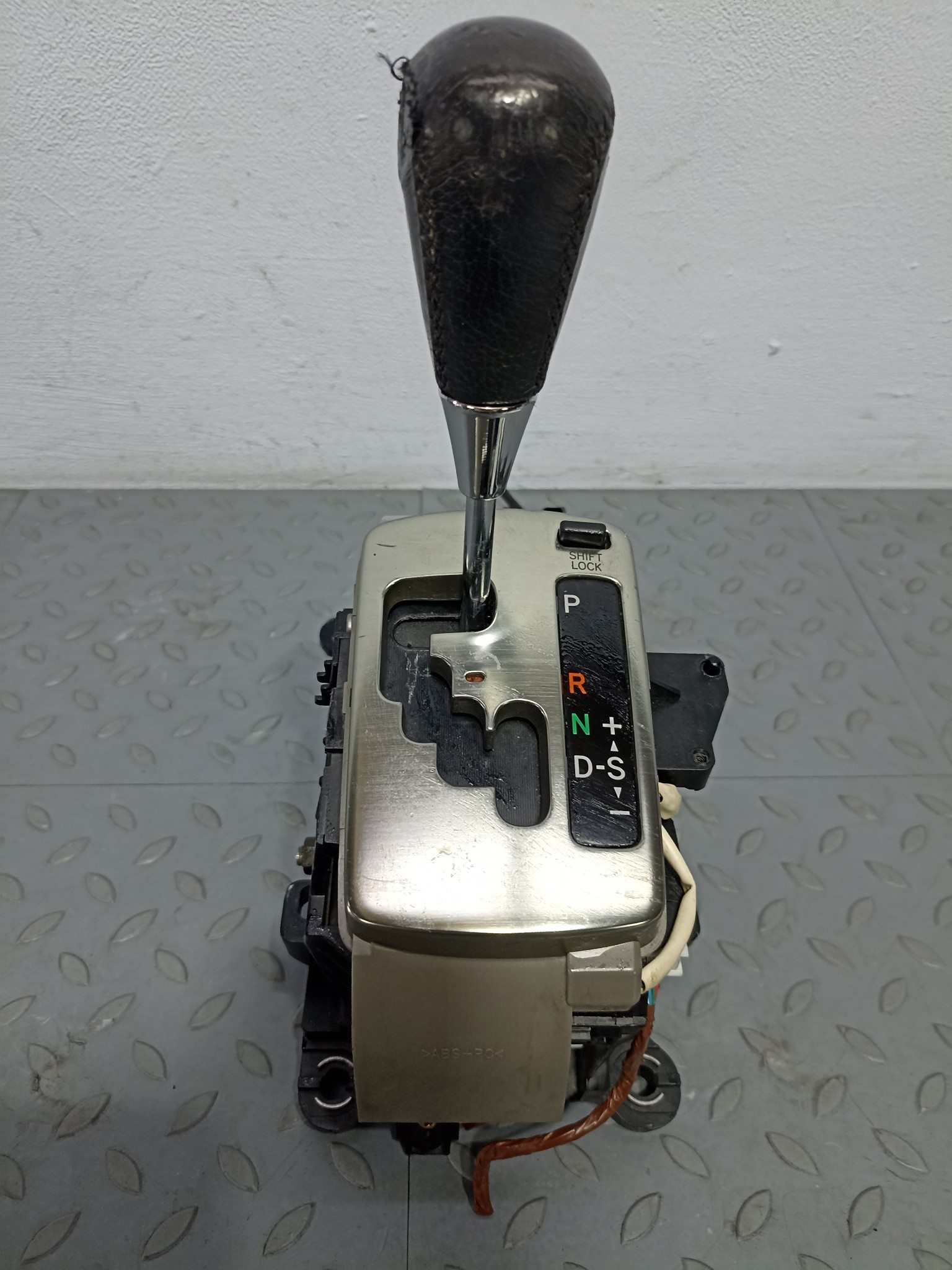 РУЧКА КПП TOYOTA D247